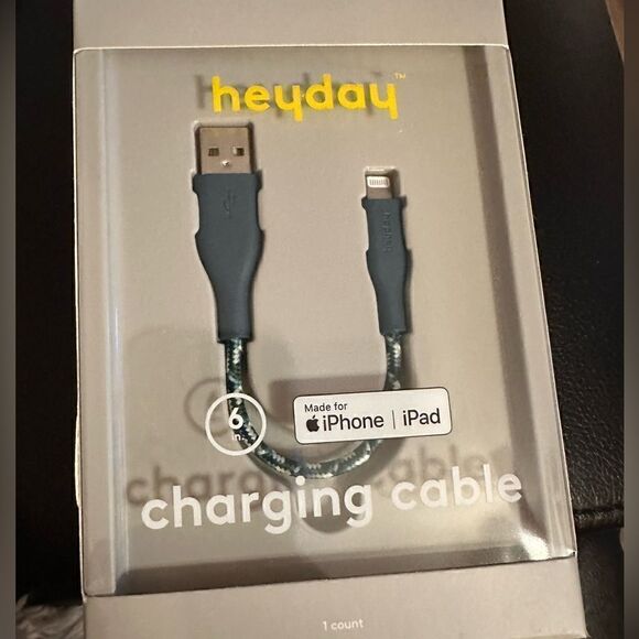 heyday Other - Heyday Round Charging Cable compatible with iPhone to USB-A (Blue) 6 In.